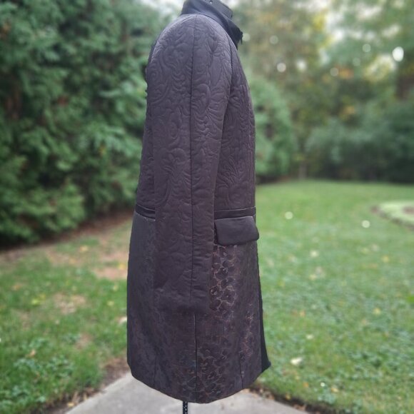 Unique Quilted Metalic design Rachel Roy Coat Size Large - Picture 8 of 10